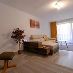Transylvanian Apt. w/ lrg. terrace&parking - KarpatenHaus